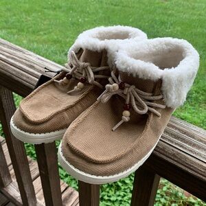 NWT Hey Dude mocs, Britt, Corduroy Nut color, women’s size 9.